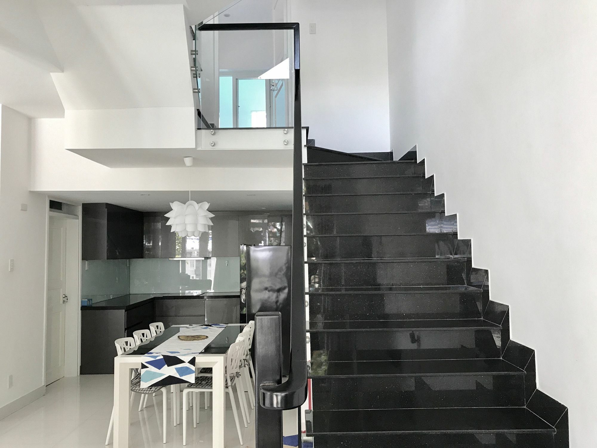 נה טראנג Vivid Garden Homestay מראה חיצוני תמונה